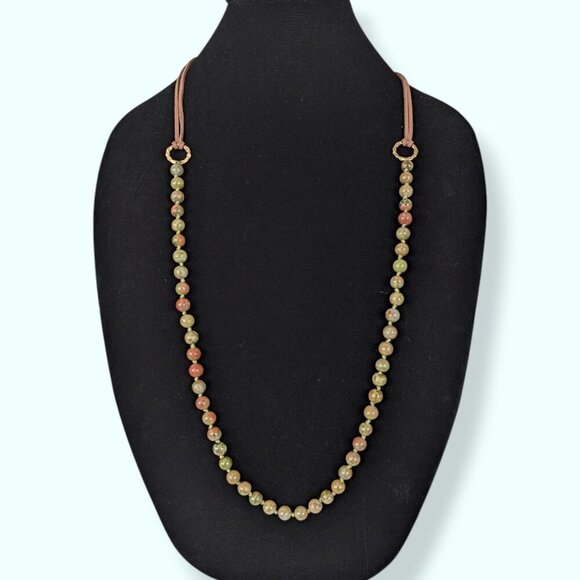 Yousi Bohemian Knotted Unakite Necklace - Picture 3 of 5